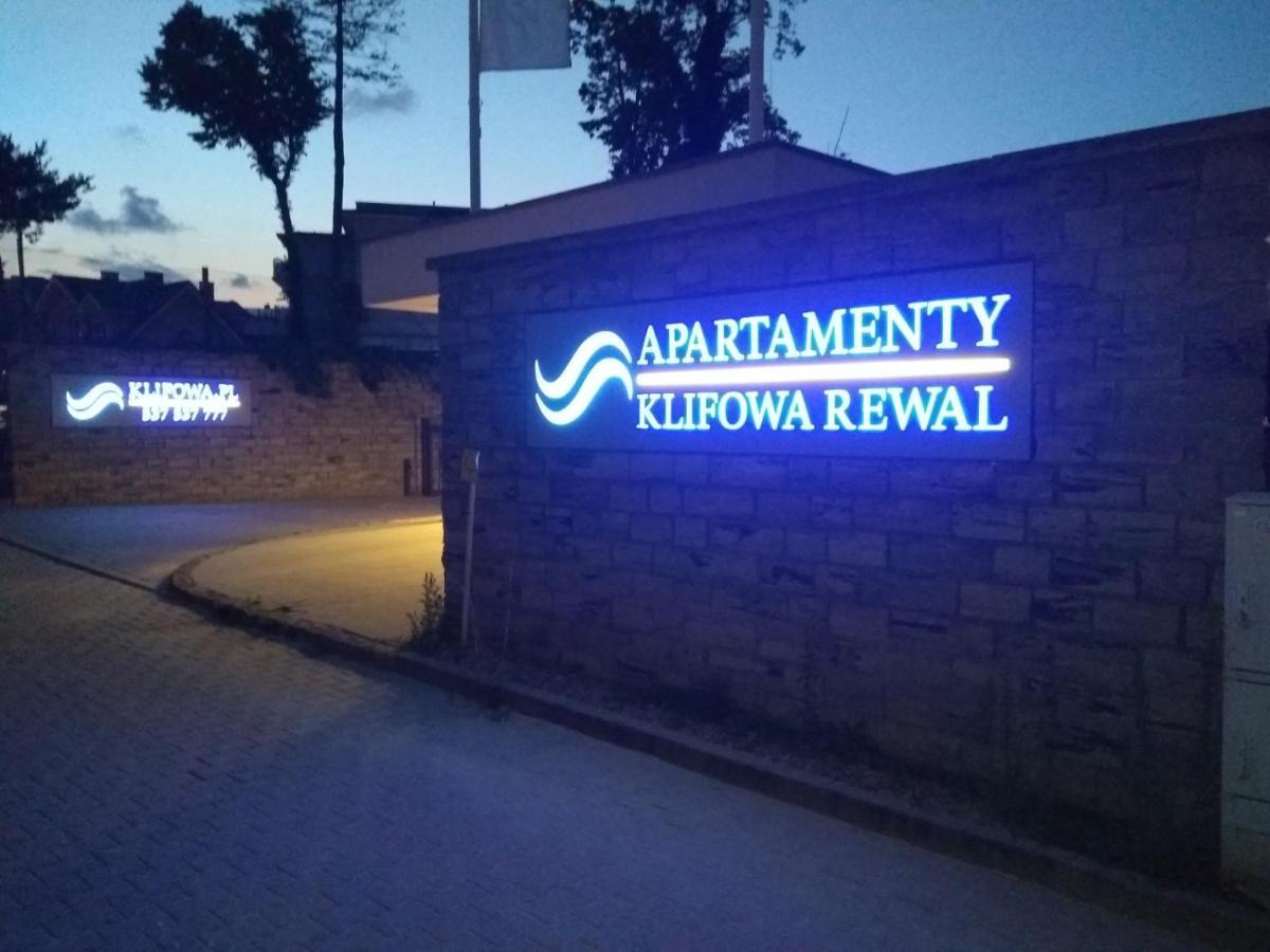 Apartament 7M Z Basenem W Jednym Budynku Klifowa Rewal Bon Turystyczny !!! Free Private Parking Exterior photo