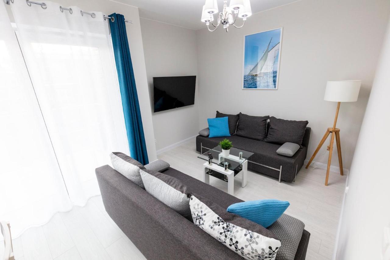 Apartament 7M Z Basenem W Jednym Budynku Klifowa Rewal Bon Turystyczny !!! Free Private Parking Exterior photo