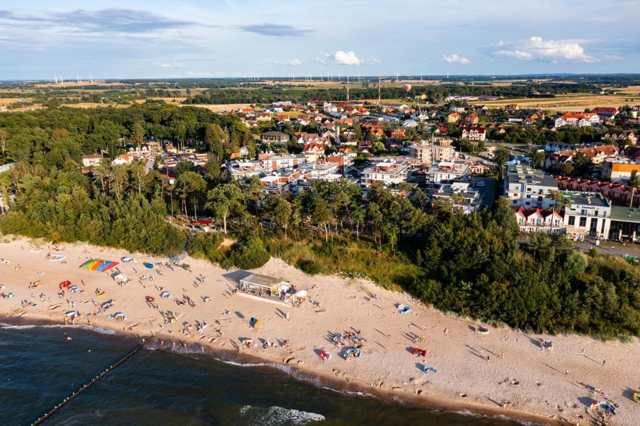 Apartament 7M Z Basenem W Jednym Budynku Klifowa Rewal Bon Turystyczny !!! Free Private Parking Exterior photo